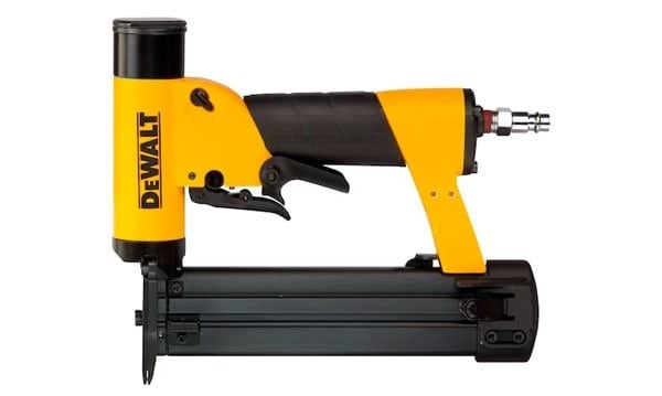 Pregadora Pin de Acabamento 23Ga Dewalt DPN2330-XJ