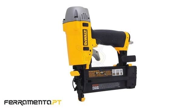 Agrafador Pneumático 12-38mm Dewalt DPSSX38-XJ