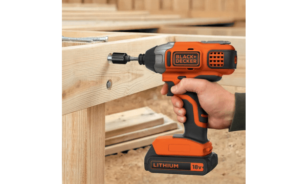 Aparafusadora de Impacto 18V Black & Decker BDCIM18N-XJ