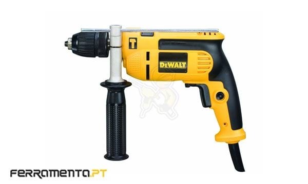 Berbequim Com Percussão 701W Dewalt DWD024S