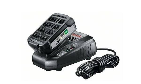 Conjunto de Bateria e Carregador 18V Bosch 1600A00K1P