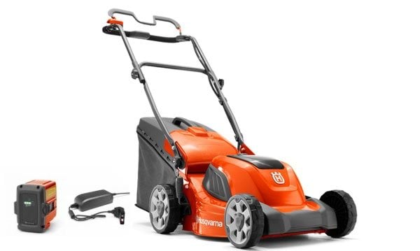 Corta Relvas 36V 4.0Ah 41cm Husqvarna LC141Li Kit