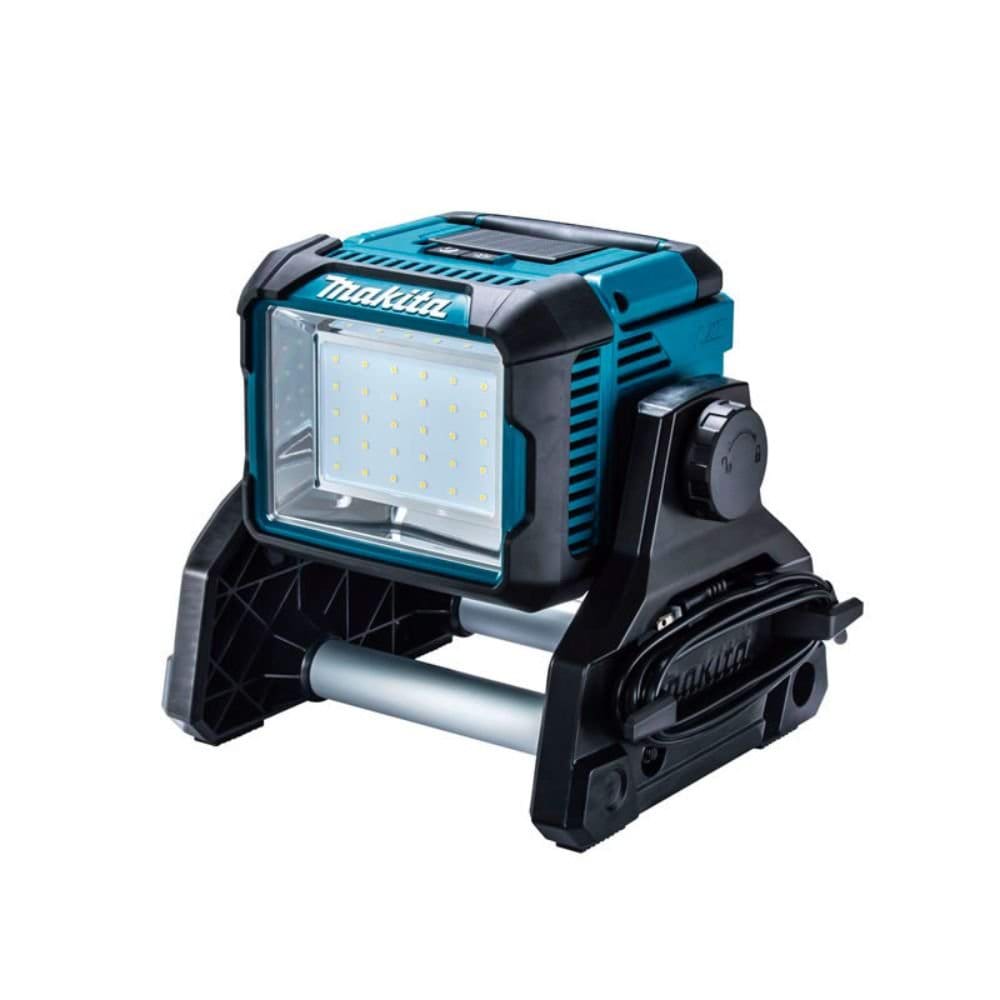 Lanterna de Trabalho 14.4V/18V 1.800 Lúmens Makita DEADML811