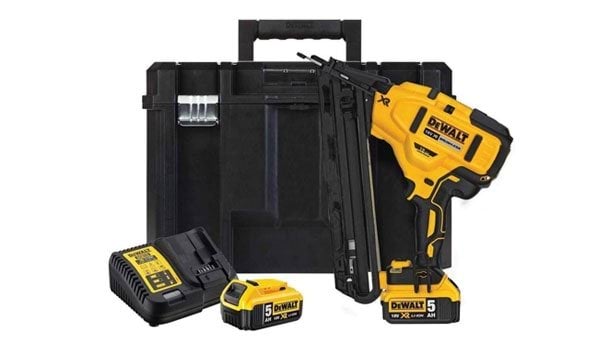 Pregadora de Acabamentos 18V Dewalt DCN650P2-QW