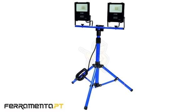 Projetor LED Portátil 2200 Lúmens C/ Tripé Alyco 199228